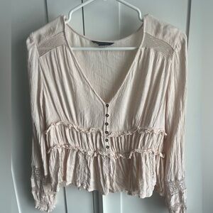 American Eagle cream colored boho shirt